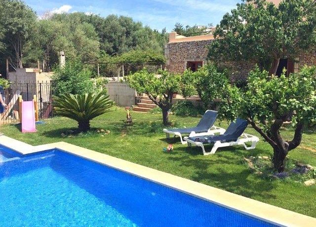 Naturstein Finca zur Langzeitmiete in Buger